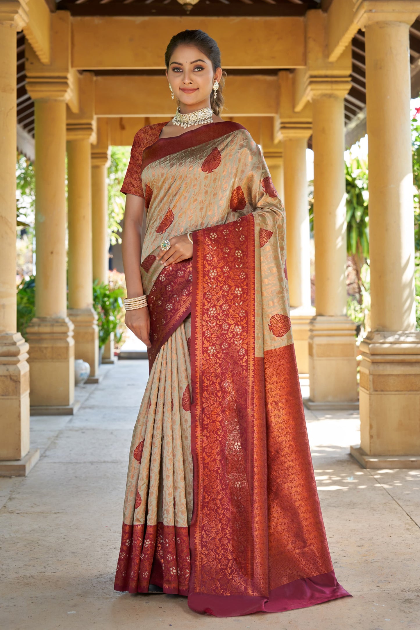 Women's Kanjivaram Soft Lichi Silk Saree