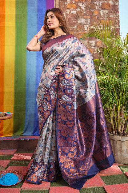 Women's Kanchipuram Silk Sarees With Zari