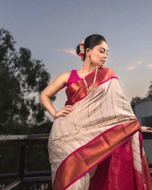 SHRUTI GORGEOUS SILK SAREE